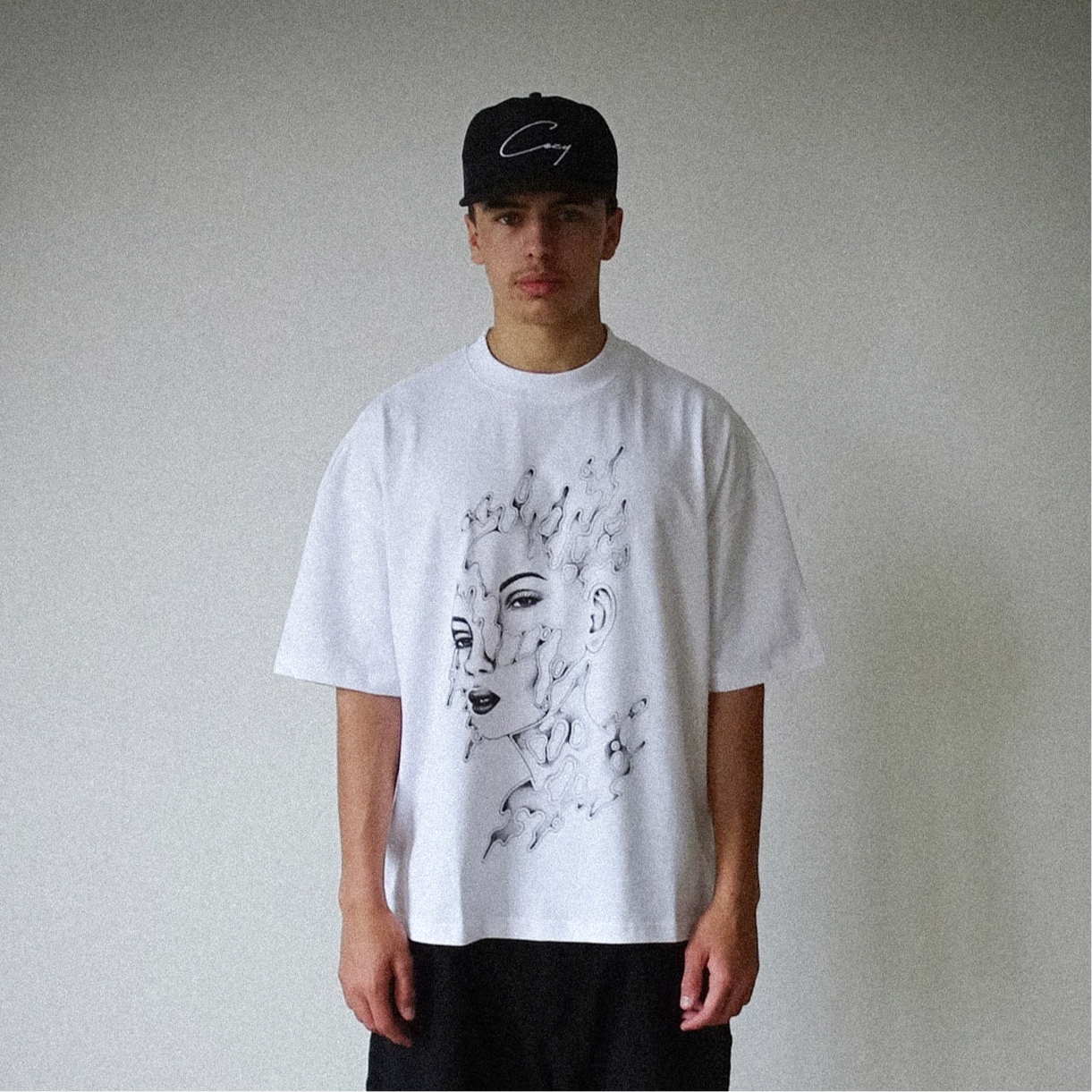 Disconnected Tee
